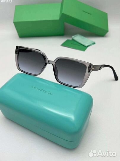 Солнцезащитные очки Tiffany Co. Женские