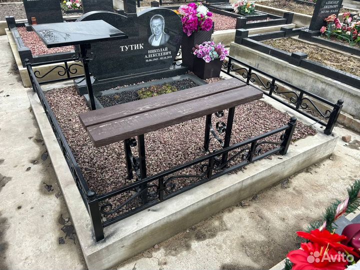 Памятники / Памятники из гранита от производителя