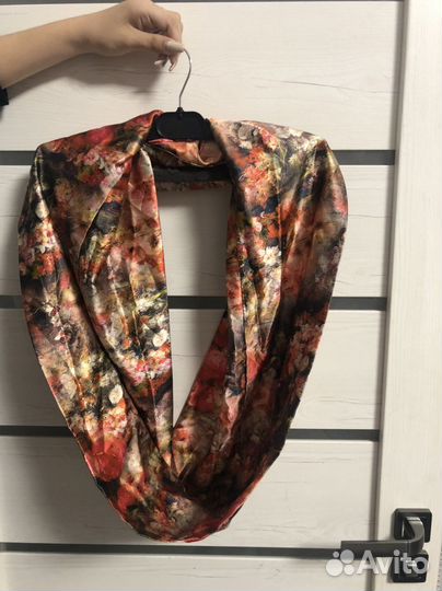 Палантин новый, платки новые