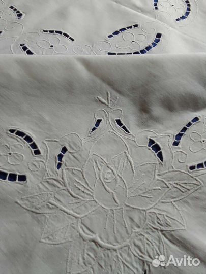 Скатерть чайная винтаж Европа ручная работа