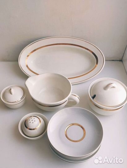 Сервизная посуда Тарелки бокалы