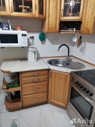 Кухонный гарнитур угловой бу