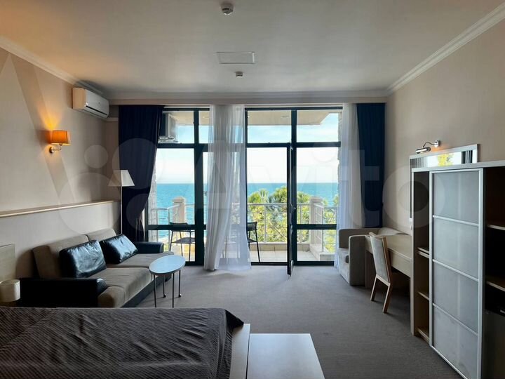 Квартира-студия, 42,8 м², 4/4 эт.