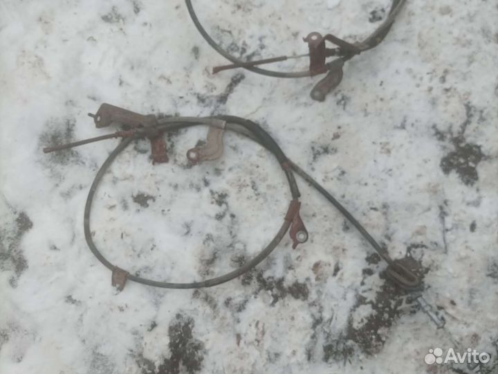 Трос ручного тормоза Volkswagen Passat b5 plus