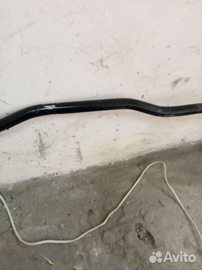 Продам стабилизатор поперечной устойчивости