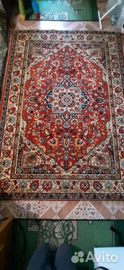 Ковёр шерстяной