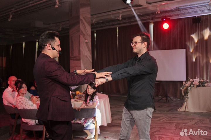 Фокусник иллюзионист менталист