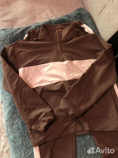 Спортивный костюм