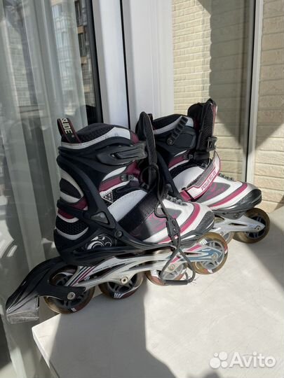 Роликовые коньки