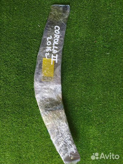 Накладка на телевизор Toyota Corolla 180