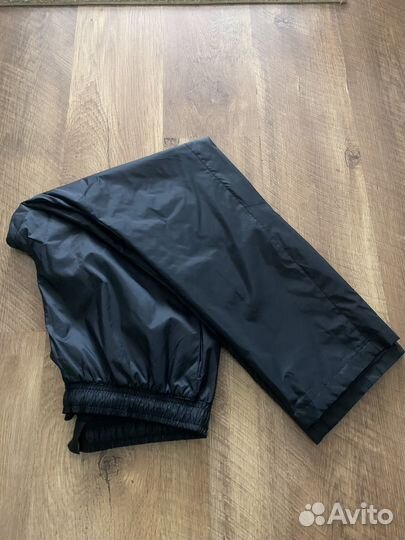 Нейлоновые штаны nike новые