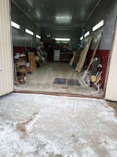 Гараж, > 30 м²