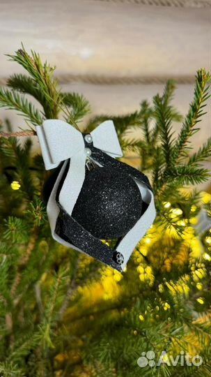 Елочные игрушки из фоамирана ручной работы