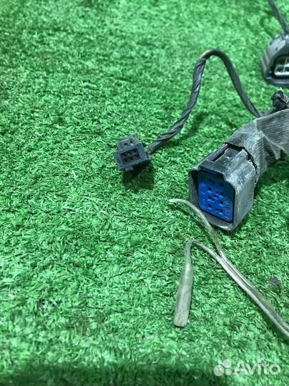 Проводка задней двери Ford Focus 1