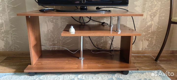 Тумба под телевизор