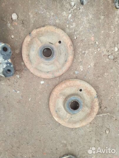 Mitsubishi lancer 10 чашка передняя