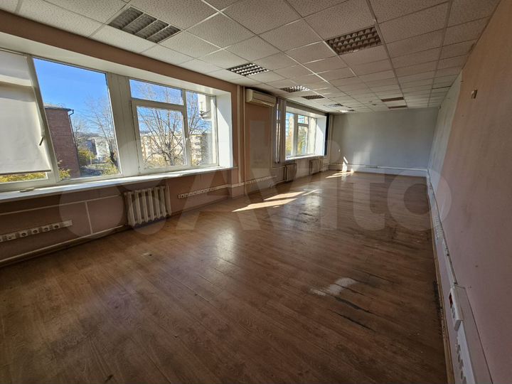 Офис, 630 м²