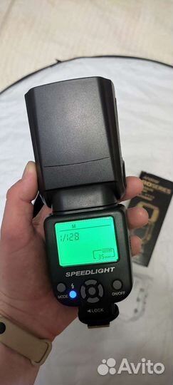 Вспышка универсальная andoer 960 ii