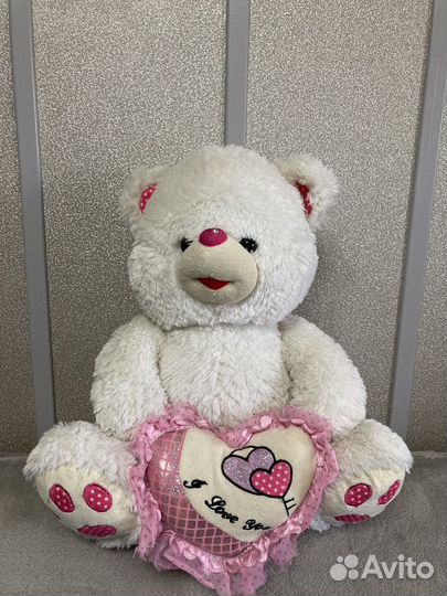 Плюшевый медведь