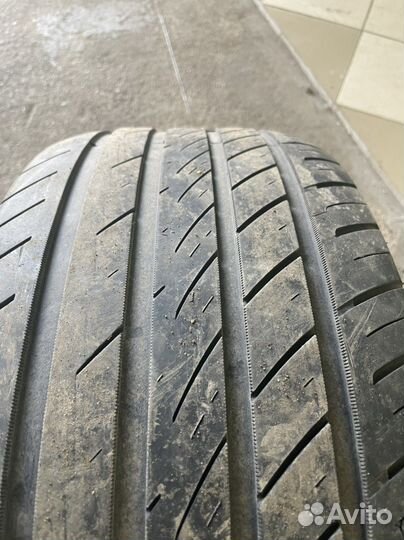 Ovation VI-388 245/45 R18 100W