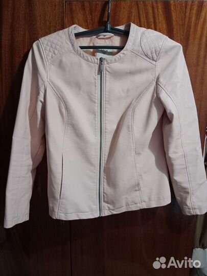 Курточка кожаная