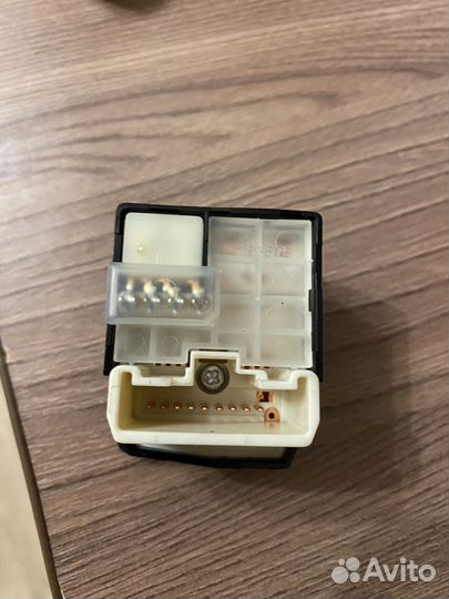 Блок управления зеркалами corolla 141