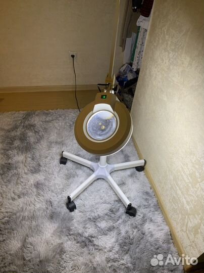 Лампа лупа напольная