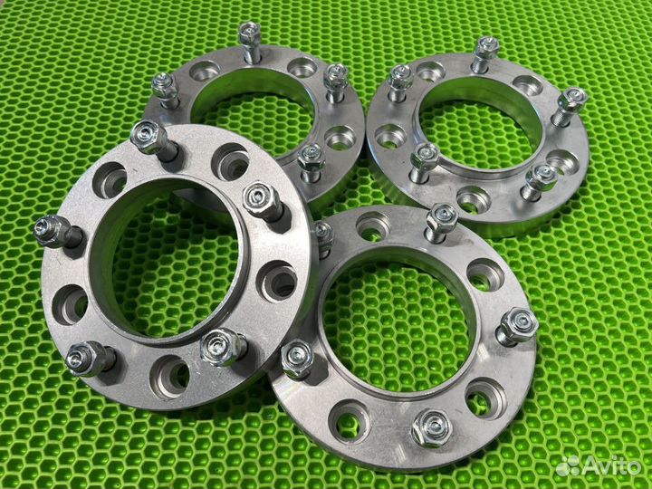 Проставки 5х150 30 мм. LC200, Lexus LX570 4 шт