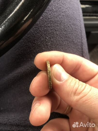 Монета с заводским браком