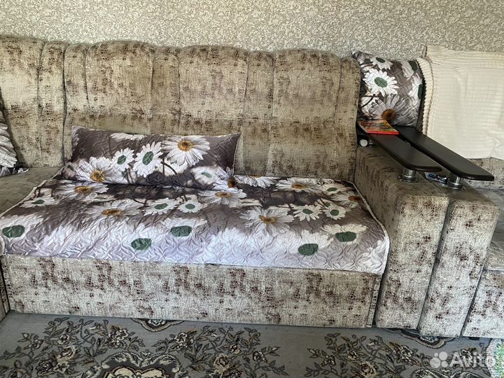 Угловой диван