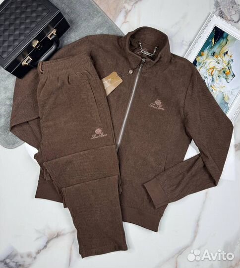 Костюм Lora Piano