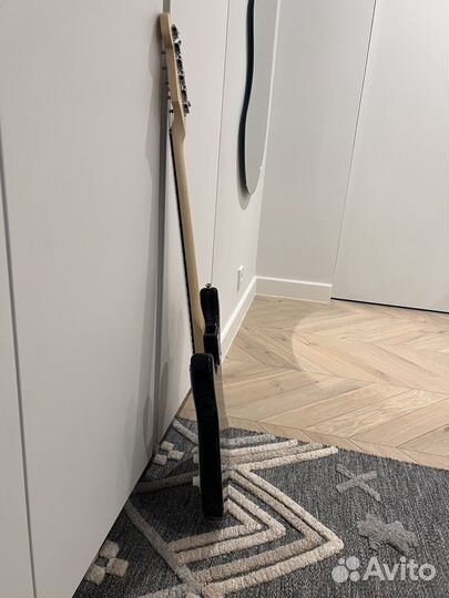 Электро гитара