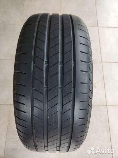 Bridgestone Turanza T005 245/45 R18 100Y