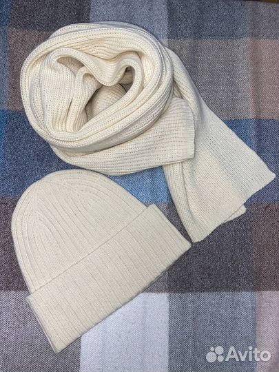 Комплект шапка и шарф женский