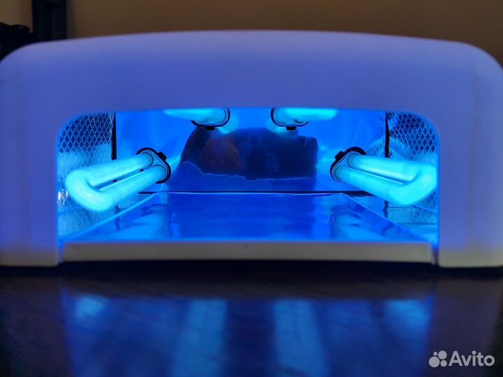 Ультрафиолетовая лампа