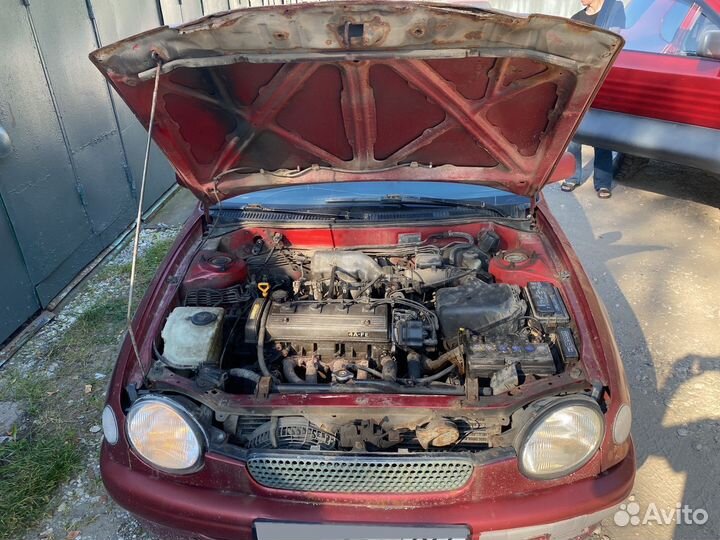 Toyota Corolla 1.6 МТ, 1999, 300 000 км