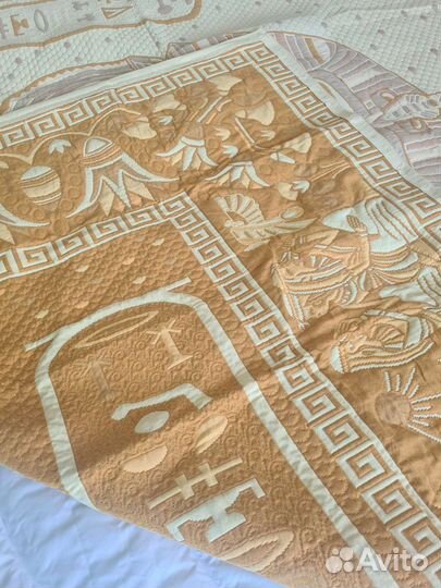 Покрывало на кровать новое