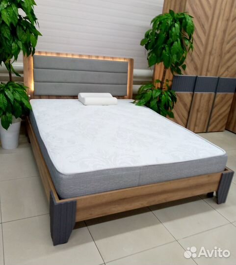 Кровать с подсветкой 160-200