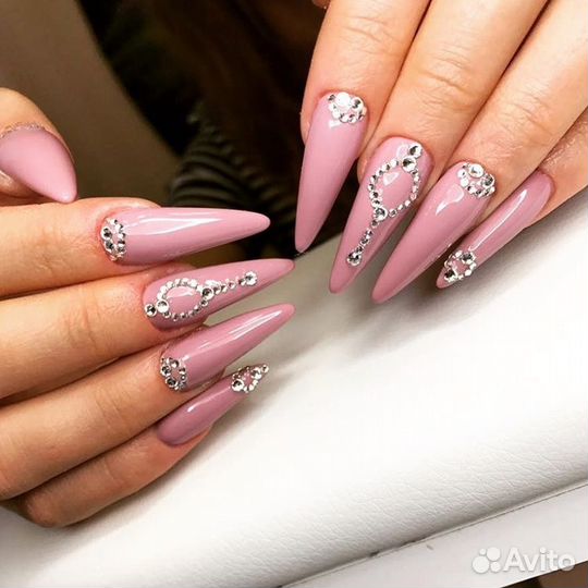 Наращивание ногтей акрил и гель-лак Ладожская