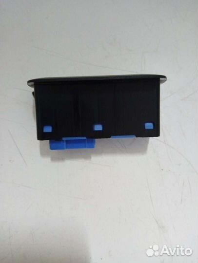 Выключатель багажной двери BMW X3 F25