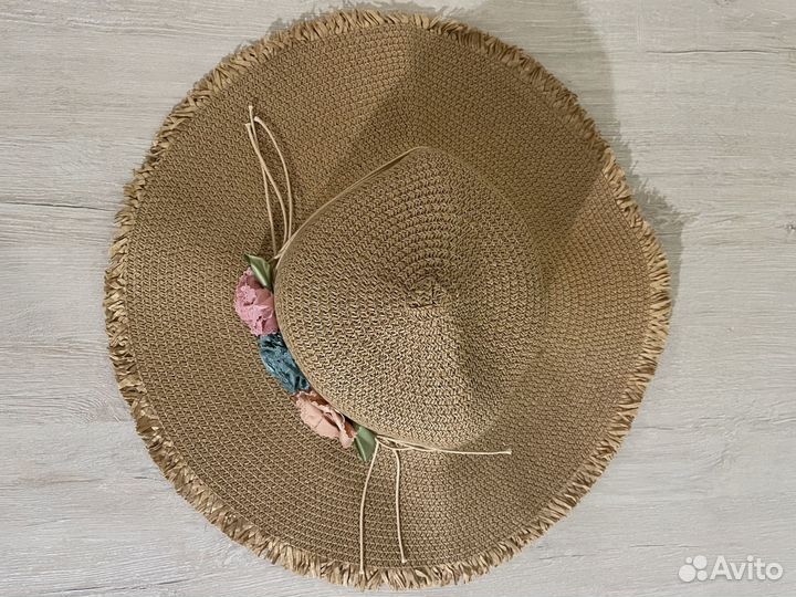 Шикарная новая шляпка