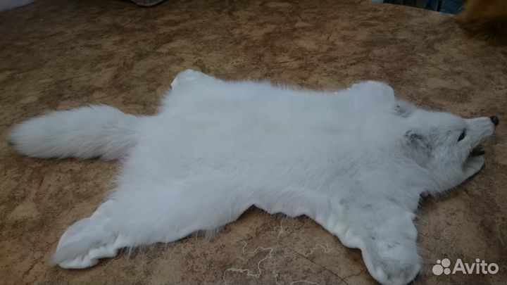 Ковёр белый оригинальный