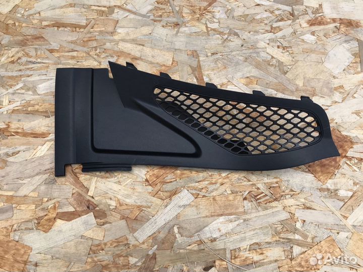 Накладка жабо правая Porsche Cayenne 2010-2017