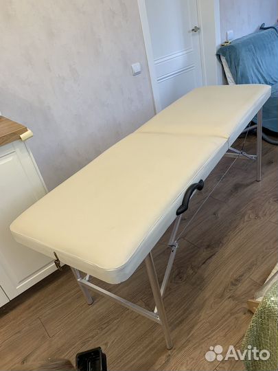 Кушетка косметологическая