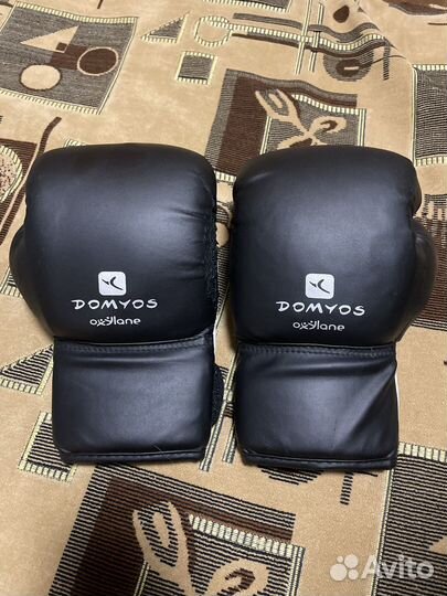 Боксерские перчатки