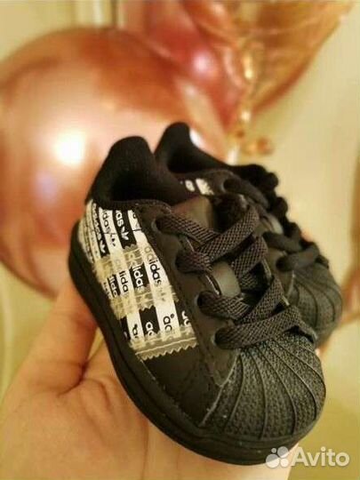 Кроссовки adidas оригинал детские