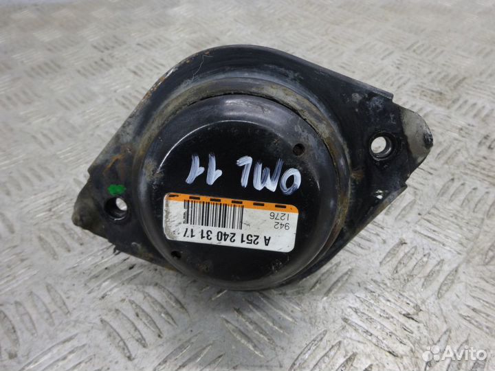 Опора двигателя Мерседес W164 ML