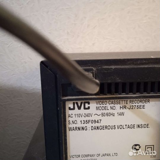 Видеомагнитофон JVC