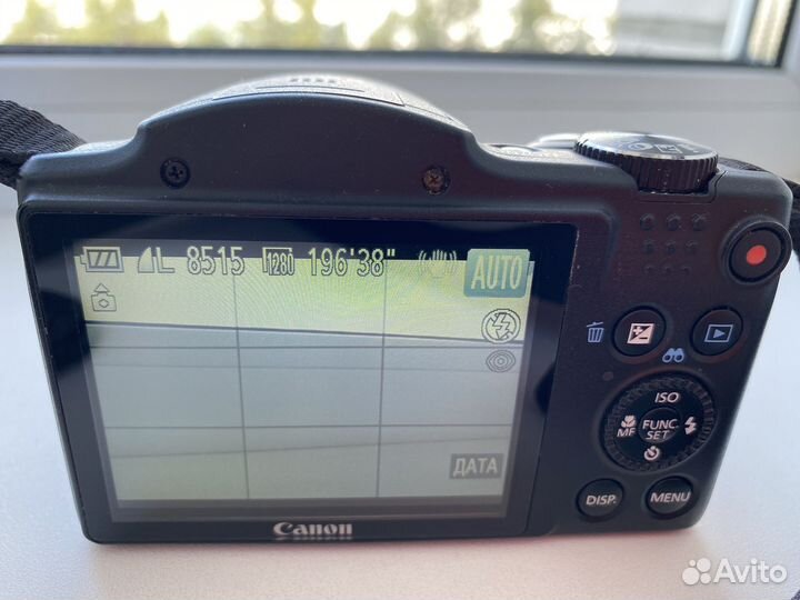 Зеркальный фотоаппарат canon