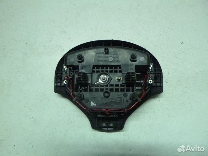 Подушка безопасности в рулевое колесо peugeot 308